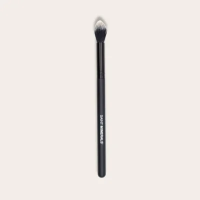 Saint Minerals Detail Highlighter Brush